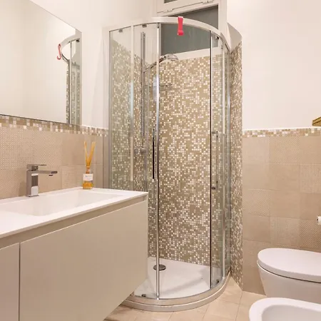 Restayled Chic Apartement- Via Ozieri Apartmán *